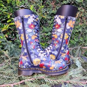 Dr. Martens Darcy Floral